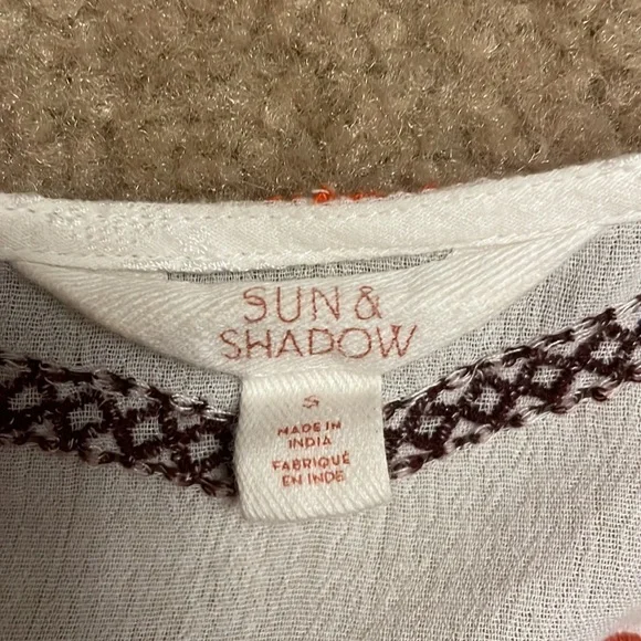 Womens Sun & Shadow White Long Sleeve Light Weight Open Front Blouse. Size S - Picture 5 of 7